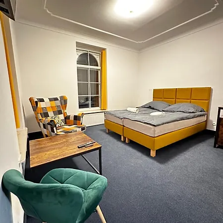 Krasnoludki Отель Соснувка