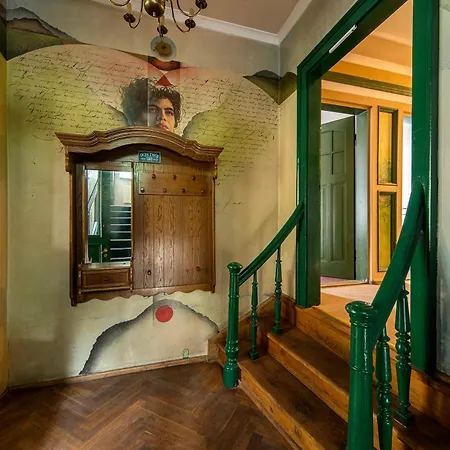 Krasnoludki Отель *