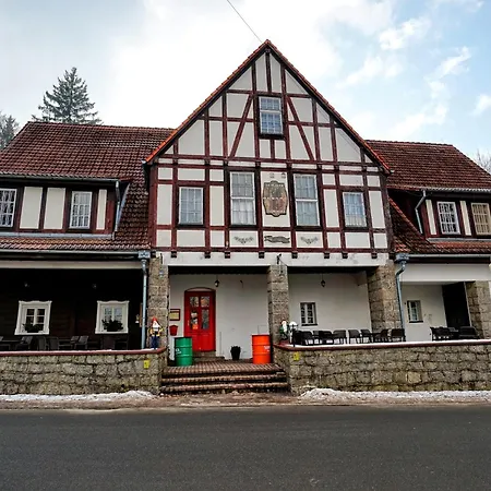 Krasnoludki Отель Соснувка